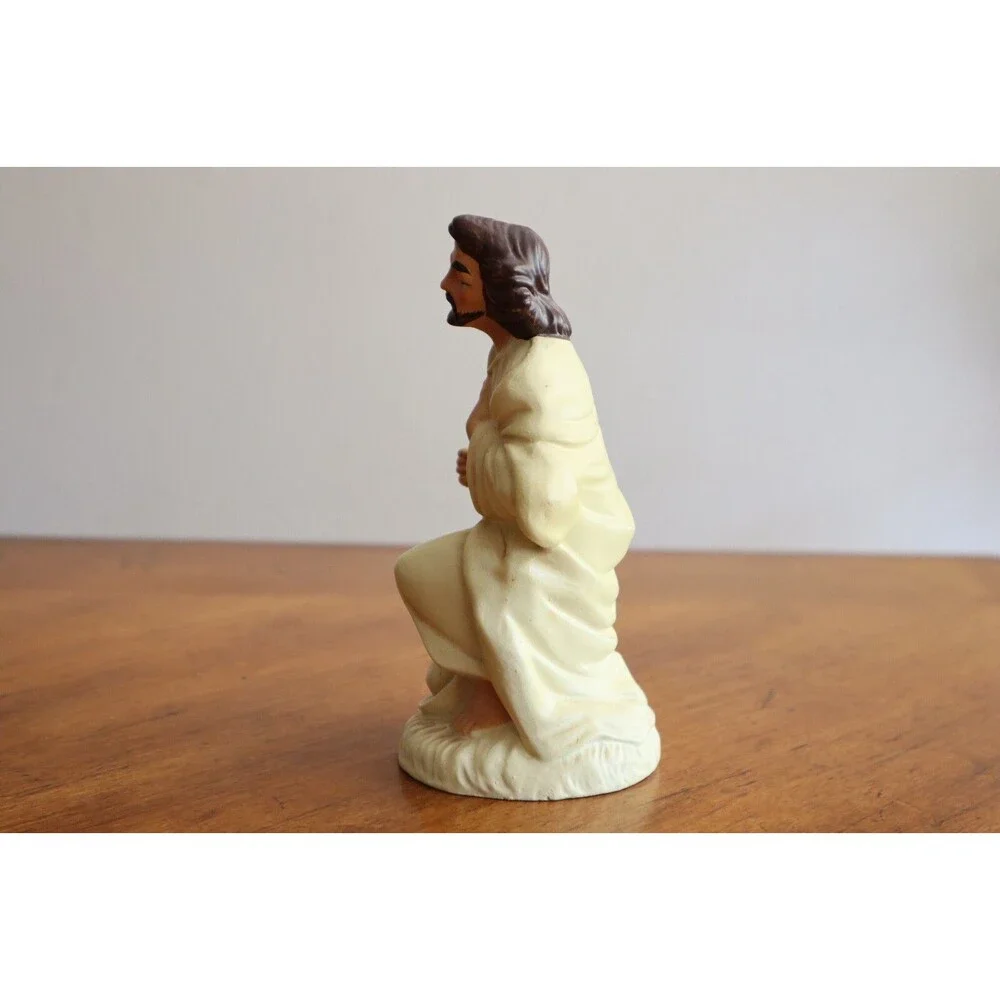 Vtg Christmas Nativity Figurine Paper Mache Composite: Joseph Kneeling 6